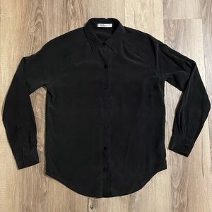 Everlane Point Collar Silk Shirt. Black. XS.